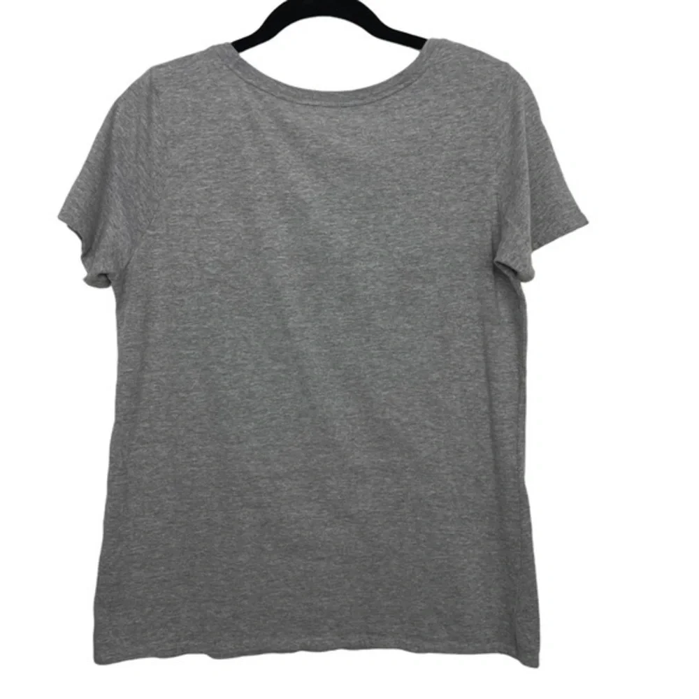Nike Gray The Nike Tee Short Sleeve Scoop Neck T-Shirt